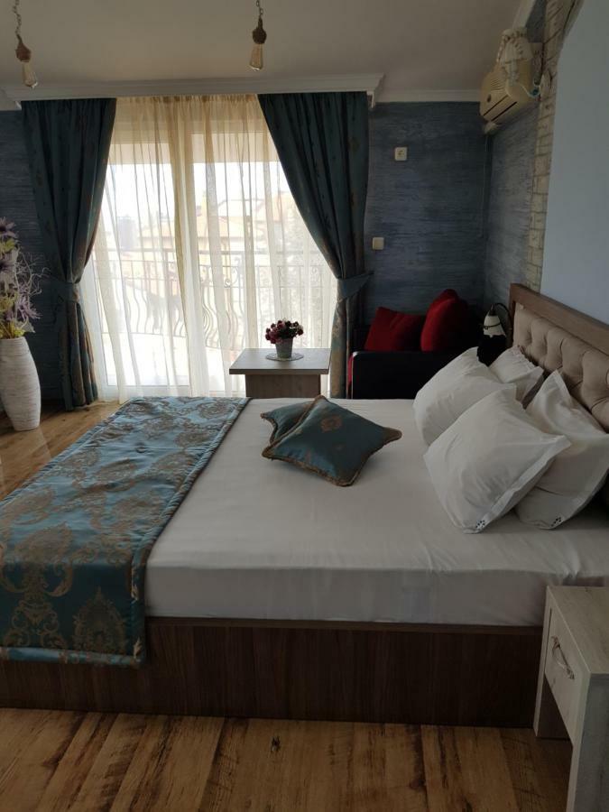 Vromos Guest House Chernomorets Exterior photo